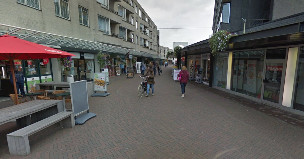 Medewerkers juwelier Almere krijgen schrik van hun leven als ze te maken krijgen met gewapende overv