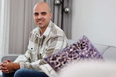 Jozef had als kind nooit warm thuis en vertelt er nu open over: ‘Wil de persoon zijn die ik zelf zo 