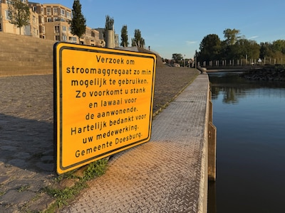 Doesburg wil walstroom op IJsselkade: ‘Als het windstil is, kan het behoorlijk stinken’