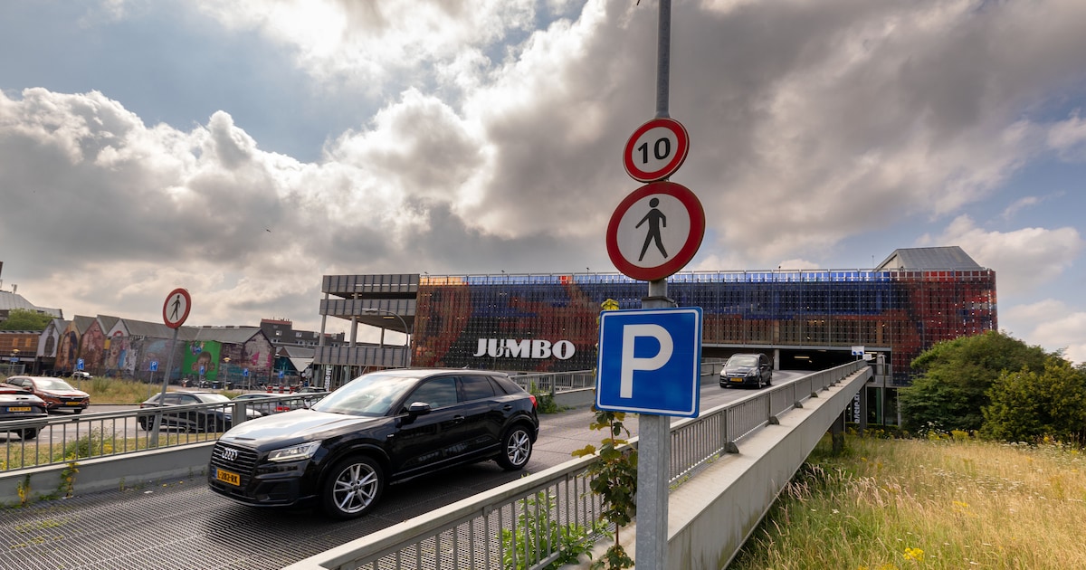De Waag gaat twee maanden op slot: zo vangt Lelystad de parkeerdruk op in het Stadshart
