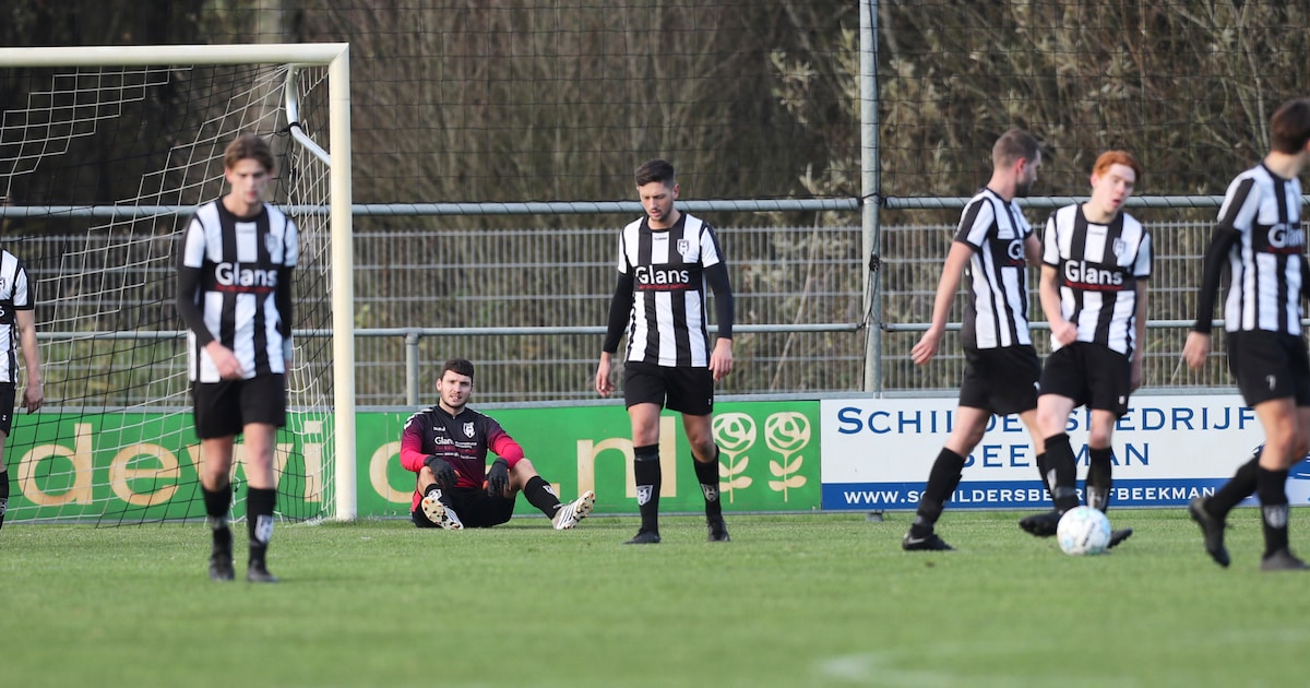 Dittgher Aarsen op z’n plek bij De Hoven, dat nipt verliest van Keijenburgse Boys: ‘Voor de vijfde k