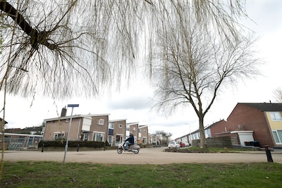 Wooncorporatie plaatst nieuwe cv-ketels in wijk die aardgasvrij moest worden: ‘Nu zitten we weer jar