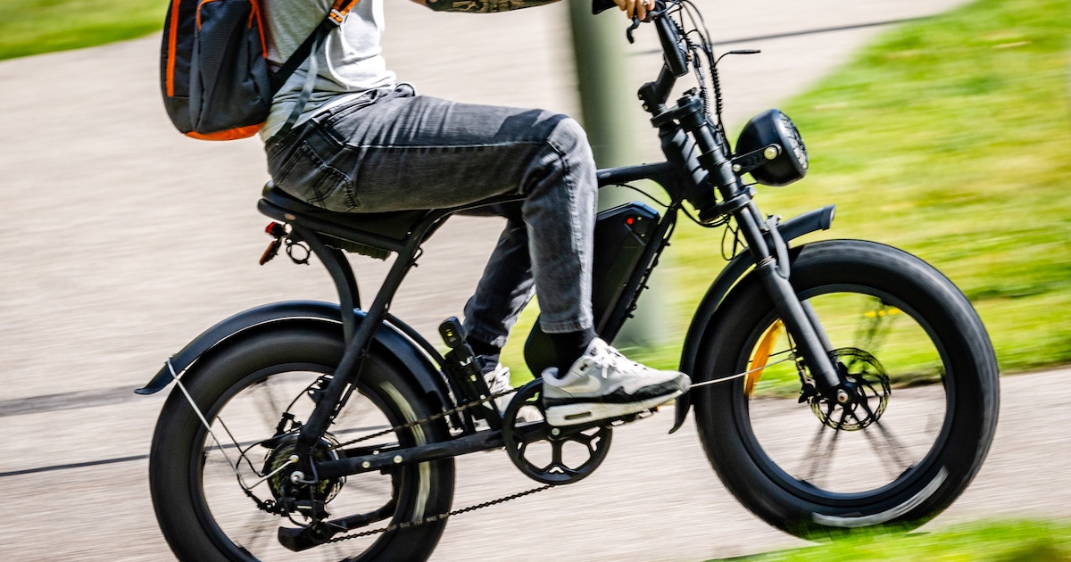 Vier mannen vallen duo aan in Amersfoort en slaan met buit op de vlucht