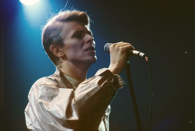 David Bowie-tributeband Blackstar speelt bij voetbalavond met Ron Jans in De Pol Aalten