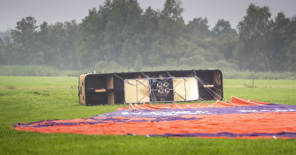 Drie zwaargewonden na ongeluk met luchtballon in Friesland liggen nog in ziekenhuis, passagiers vielen uit ‘stuiterende mand�