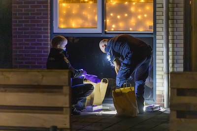 Explosie bij woning aan Aagje Dekenstraat in Almere