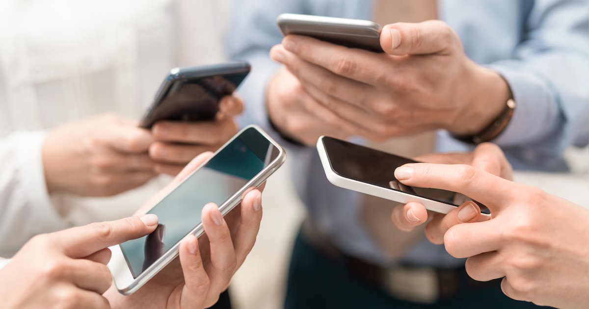 Workshop op Urk leert mobiele telefoon slim(mer) gebruiken