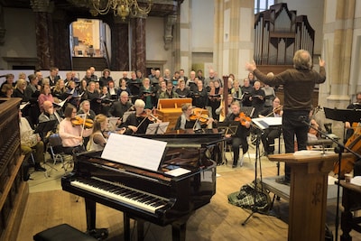 Michaëlscantorij voert requiem van Duruflé uit in Zwolle