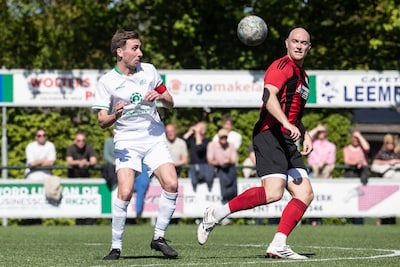 Uitslagen, doelpuntenmakers én wedstrijdverslagen amateurvoetbal (zondag)