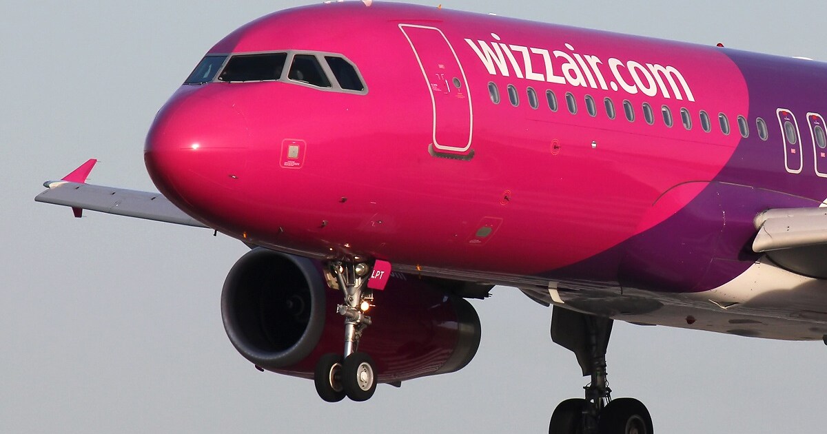 Piloten schrikken zich rot, als er plots in de lucht iets opduikt vlak ...