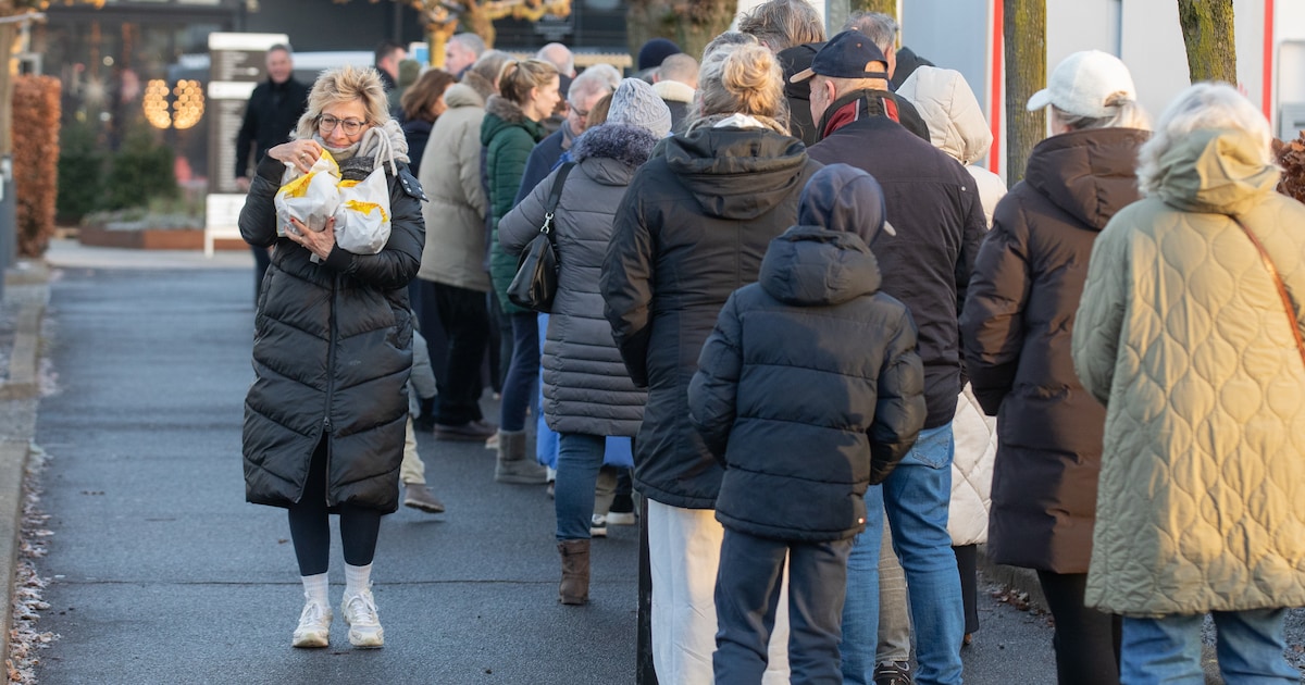 LIVE | Zo telt regio Amersfoort af naar 2026: lange rijen voor oliebollen en brandweer druk met klei