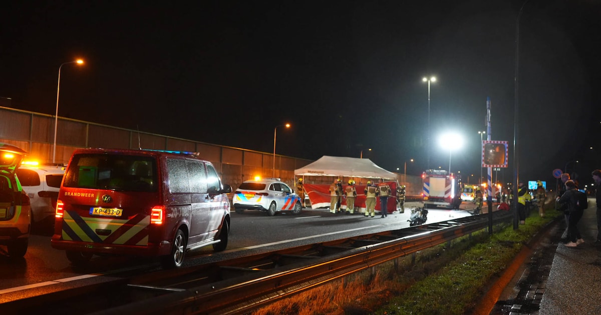 Politie woest: omstanders filmen hulpverleners na ongeval waarbij vrouw (81) om het leven komt