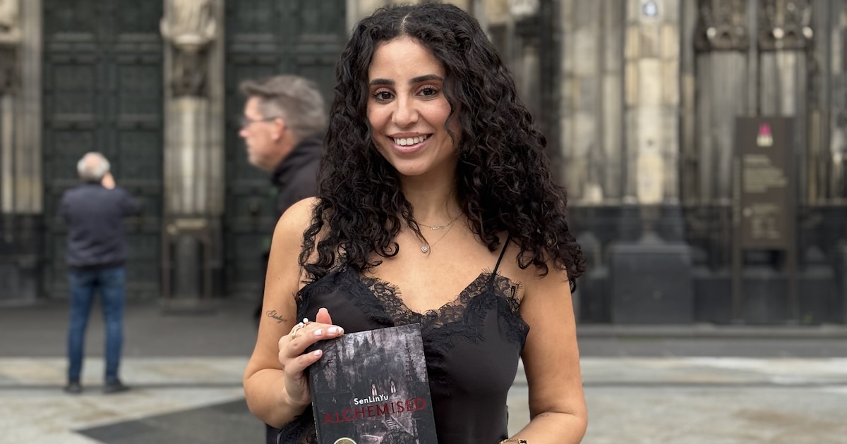 TikTokker Marwa (33) krijgt duizenden jongeren aan het lezen: ‘Ik geloof dat er een genre voor ieder