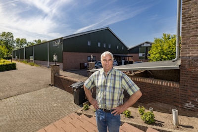 Ondernemer Geert wil arbeidsmigranten onderdak bieden en schakelt het bedrijfsleven in