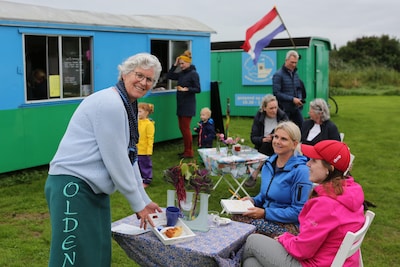 Middag met livemuziek aan de IJssel bij Hattem: twee bands komen optreden