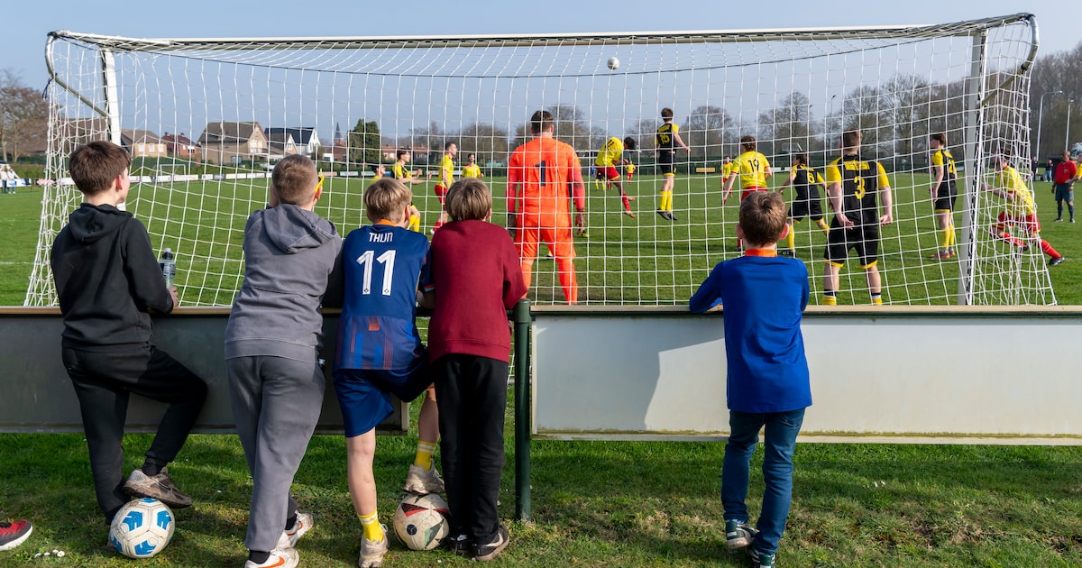 Druk op voetbalvelden in Nunspeet: meer wedstrijden dan gemiddeld in Gelderland
