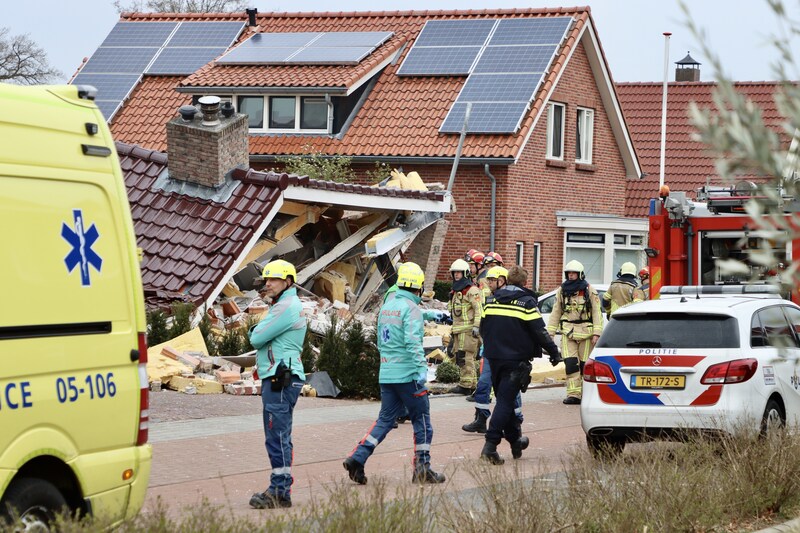 De hulpdiensten zijn massaal aanwezig.