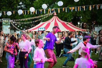 Livemuziek, optredens en foodtrucks: Zwolle Unlimited keert terug in de binnenstad