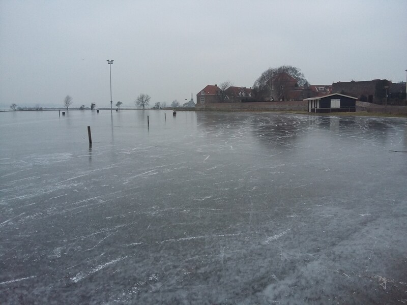 IJsbaan op de Stille Wei in Harderwijk.