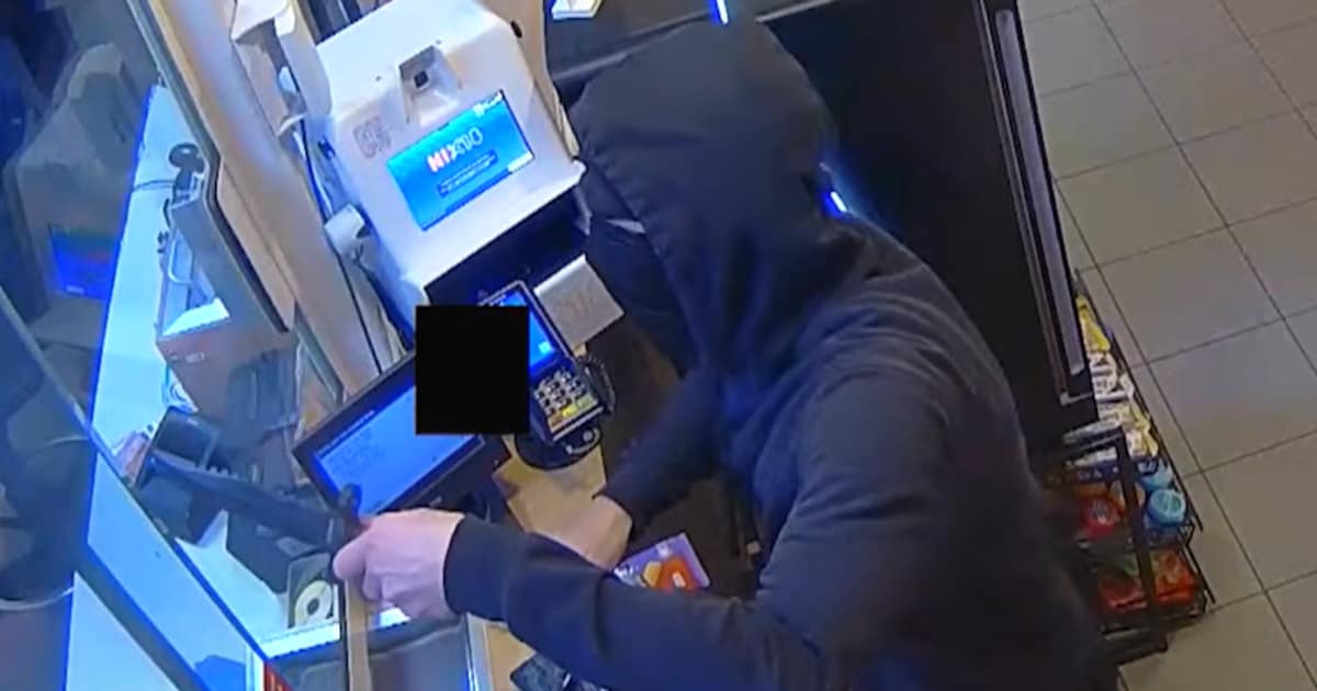 Agressieve daders in beeld na dubbele overval op tankstation in Zutphen: ‘Grote impact’