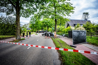 Dode bij ongeval in Hellendoorn, politie zoekt getuigen