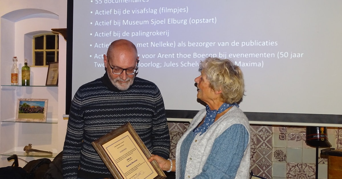 Elburgse oudheidkundige vereniging eert documentairemaker Barend Bosman