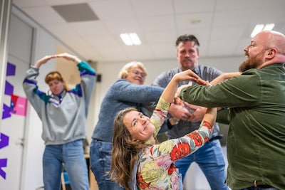 Geld voor inclusief stadsfestival en kunstproject over eenzaamheid in Zwolle en Kampen
