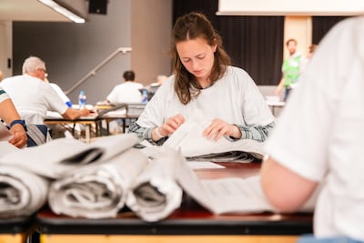 Verdienen aan de verkiezingen: dit krijg je als stemmenteller in Deventer