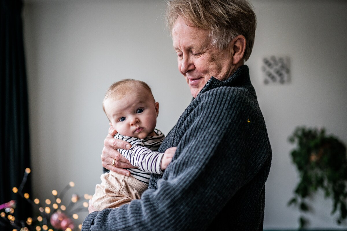 Thomas Rosenboom (67) en Anne (drie maanden).