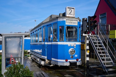 Met je eigen tram naar werk: je kunt nu een Amsterdamse tram kopen!