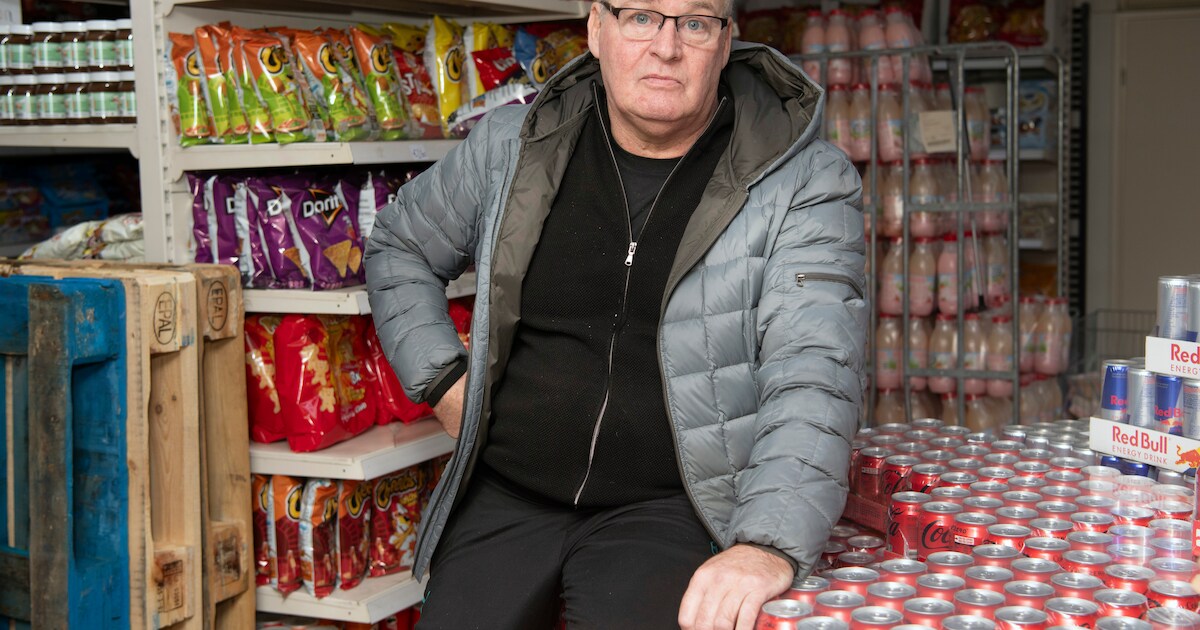 Ondernemer Ronald is parkeerellende bij zijn zaak spuugzat: ‘Ik zie dat ...