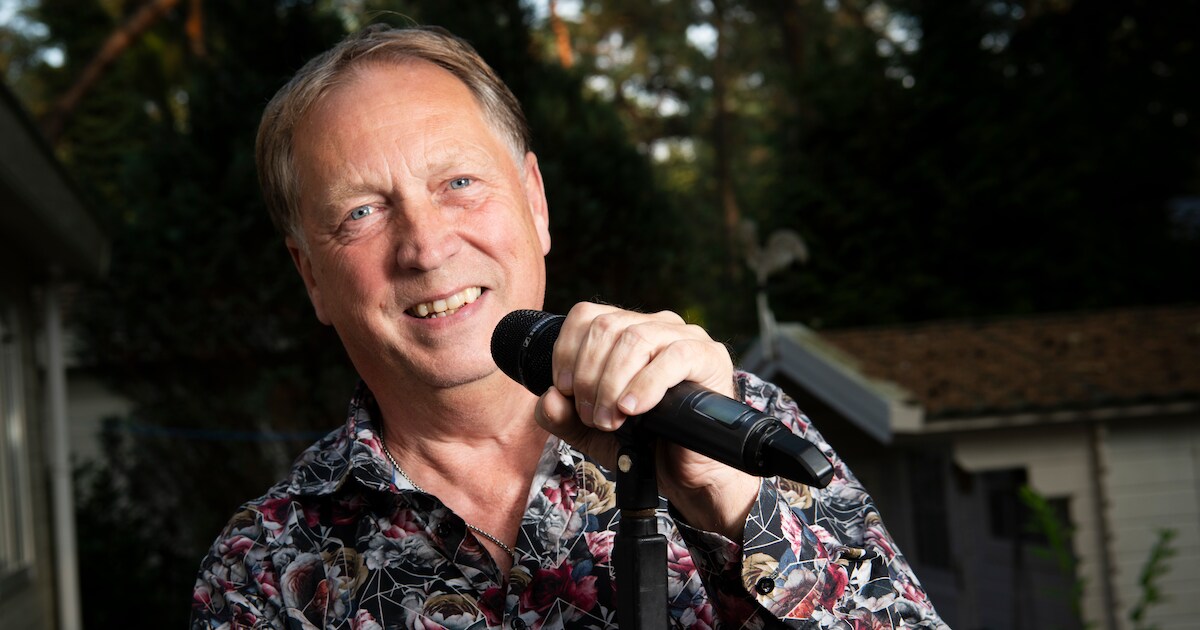 Zingende postbode Andy zingt al vijftig jaar: ‘Zat ik ineens bij Op ...