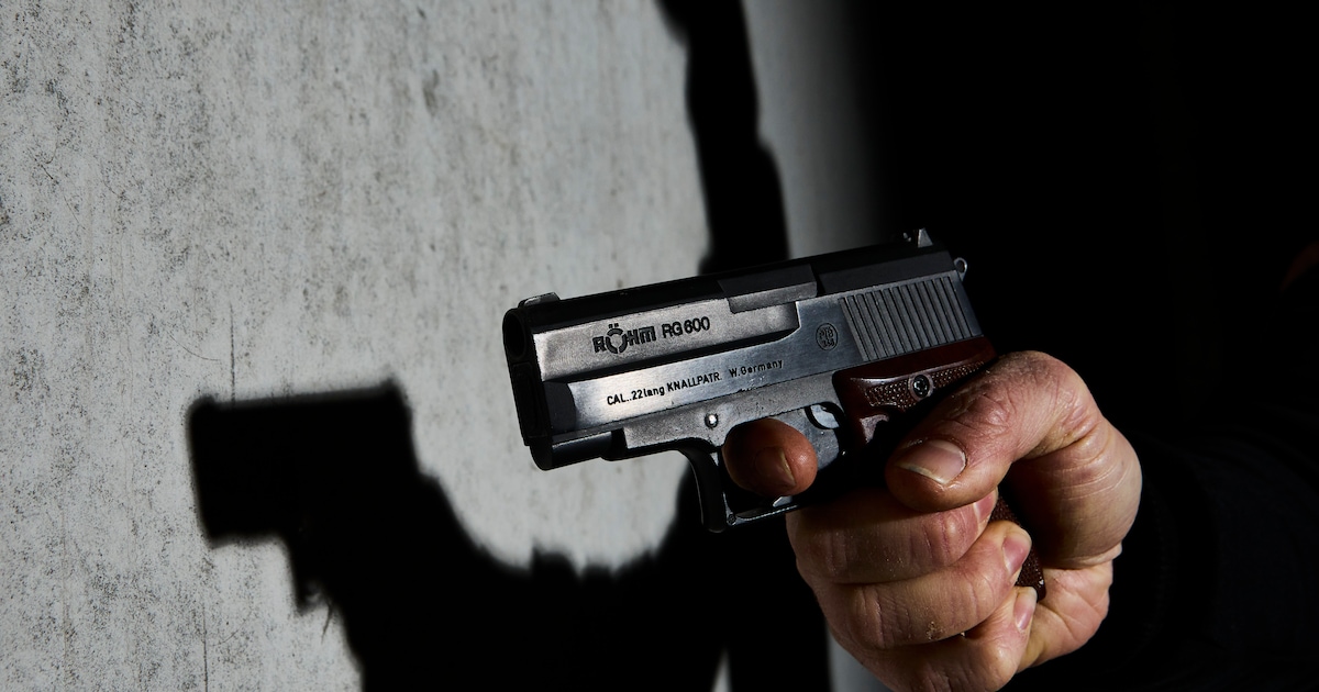 Zes minderjarigen opgepakt na geweld in Almere (een van hen droeg pistool)