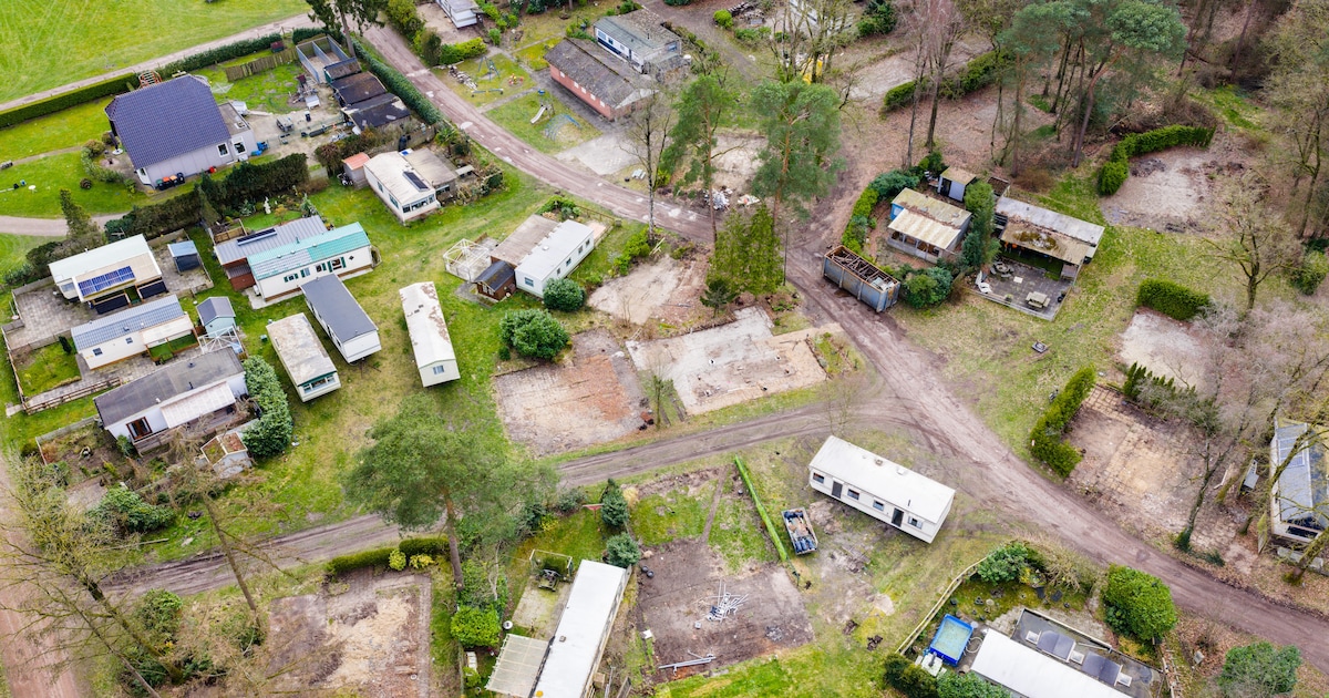 Massale leegloop op camping Madrid: ‘Hier komen geen arbeidsmigranten’