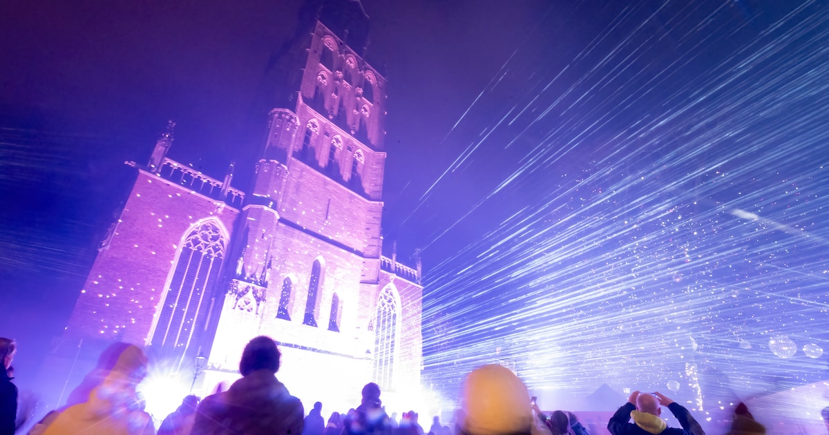 Vuurwerkalternatieven populair: gemeente ziet kosten stijgen