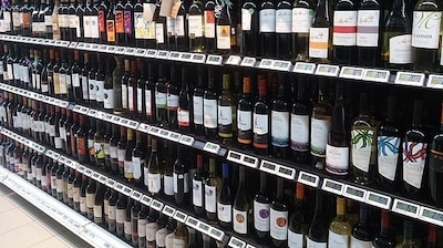 Alcoholiste met duimendik strafblad is blij met de straf voor de overlast die ze veroorzaakte bij su