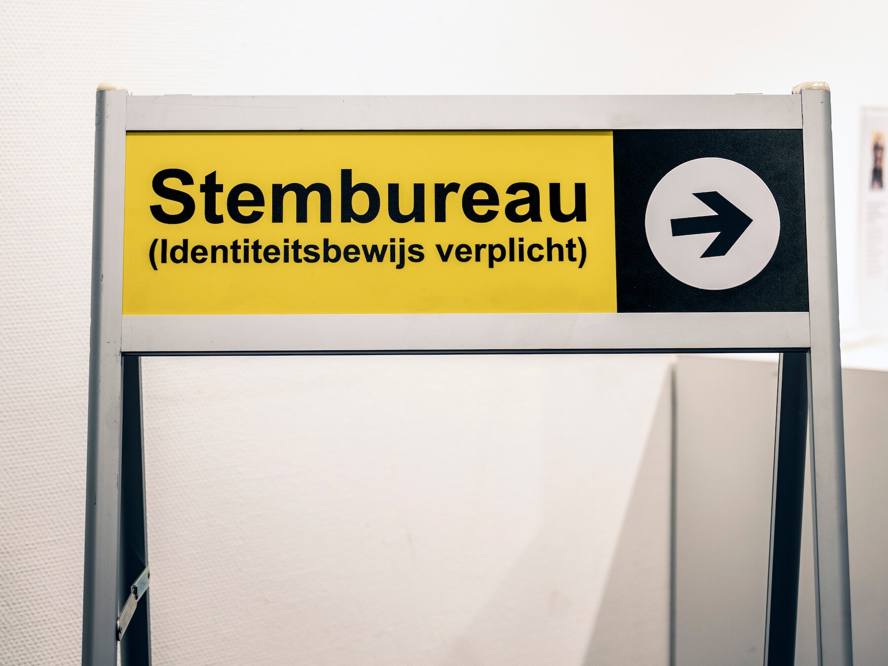 Wie krijgt jouw stem? Tubantia-lezers delen hun keuzes voor de Tweede Kamerverkiezingen 2025