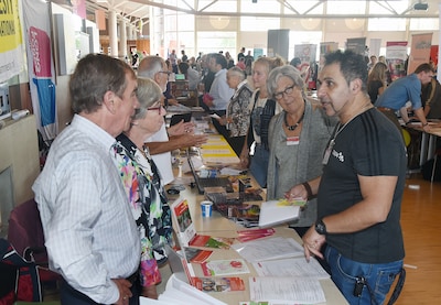 Vrijwilligersmarkt vindt plaats in Amphion Theater in Doetinchem