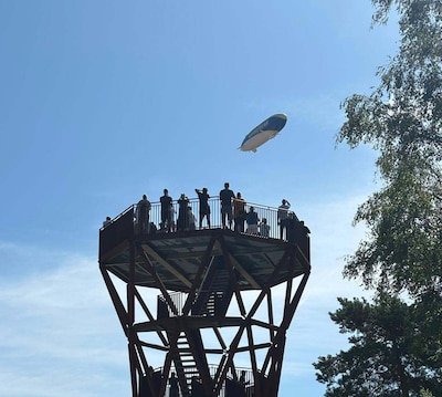 Een zeppelin boven de Veluwe? Dat wil je niet missen! Dit zijn de beelden die jullie maakten