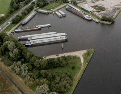 Opvang voor 300 asielzoekers op pontons in Staphorst en Meppel leidt tot zorgen, niet tot rumoerig p