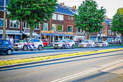 21-jarige man gewond na mogelijk steekincident bij café in Arnhem, nog geen verdachte opgepakt