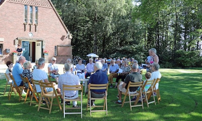 Bijbel in het Bos keert terug bij Slangenburgkerk nabij Doetinchem