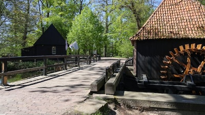 Brug bij Noordmolen in Ambt Delden is aan onderhoud toe en gaat maand dicht