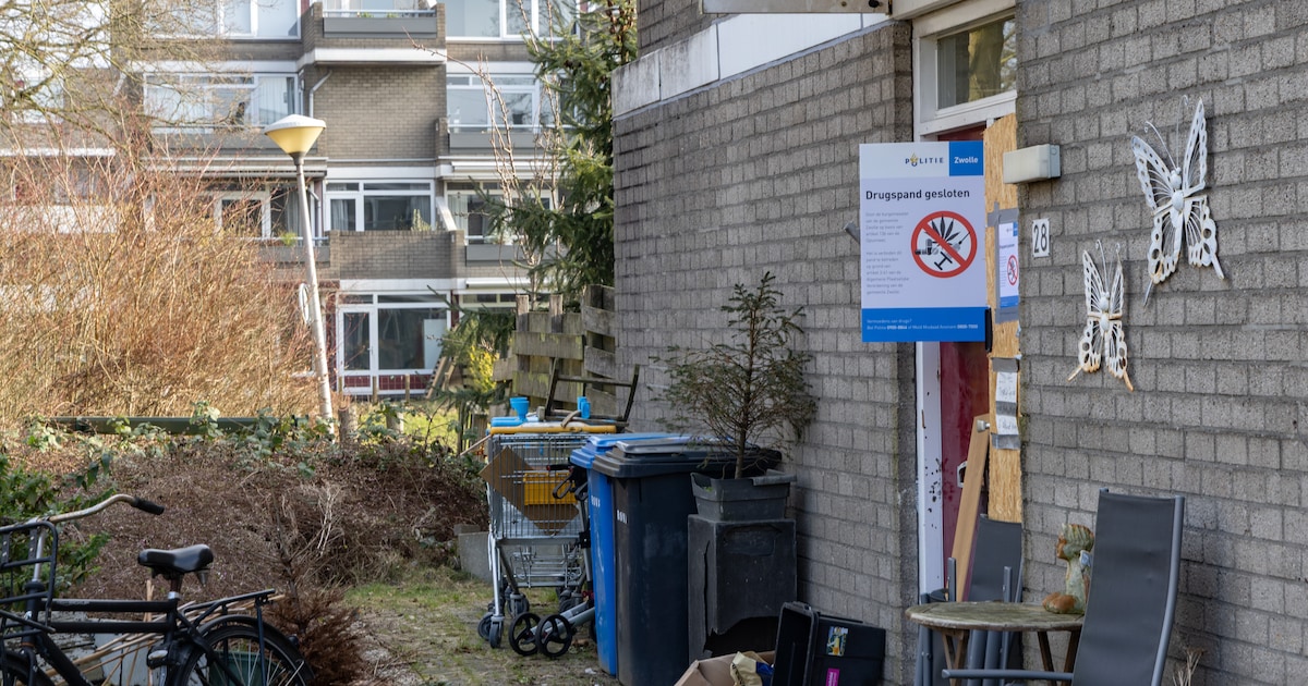 Politie vindt vuurwapen in drugspand Zwolle, week later volgt explosie: ‘Brievenbus lag 20 meter ver