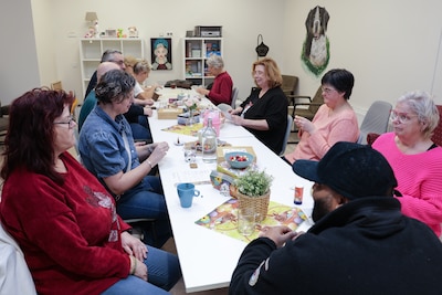 Blijven deze inloophuizen in Almere bestaan? ‘Onzekerheid bij bezoekers’