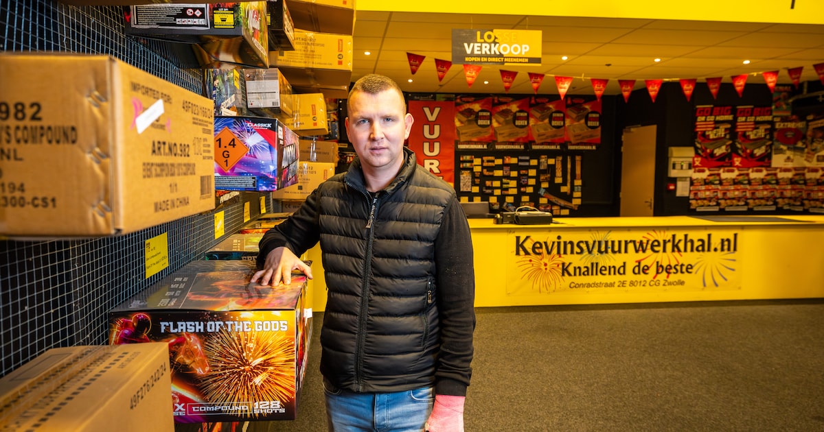 Vuurwerkverkopers zien bedrijf wegvallen, maar vergoeding blijft uit: ‘Heb een gezin te onderhouden’