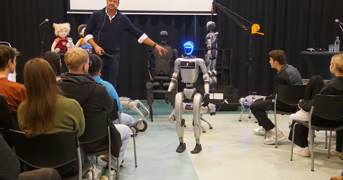 Robotica-event in Emmeloord verbindt mbo-studenten en bedrijfsleven