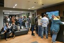In het gemeentehuis van Ermelo werd de inloopavond over de vluchtelingenopvang druk bezocht.