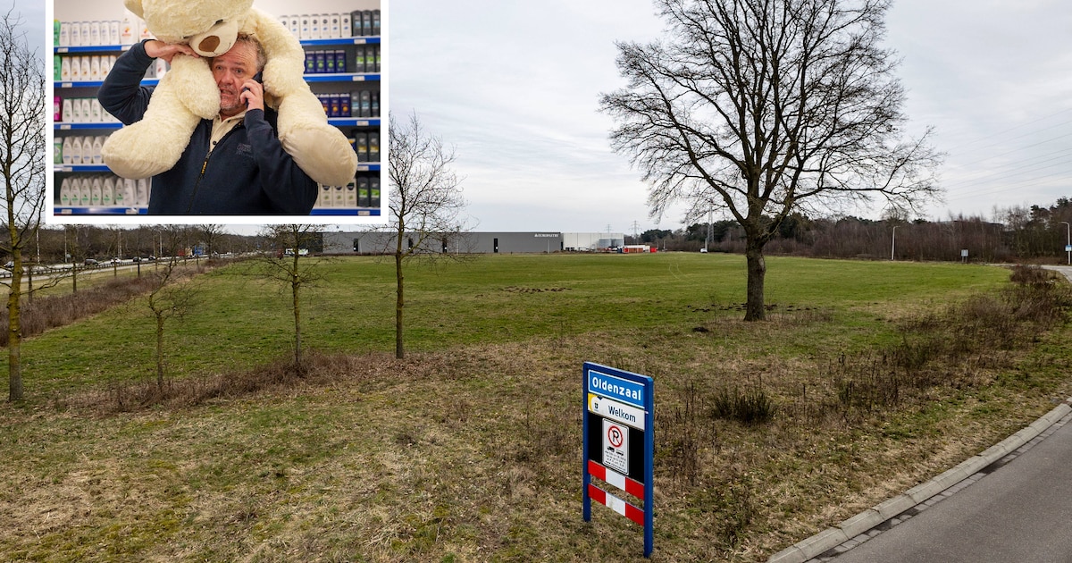 Megacentrum Die Grenze langs de A1 leek rond, tot het licht uitging