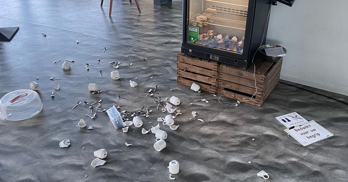 Ravage na inbraak bij Brasserie Op Duur in Den Nul: ‘Ze hebben nog snel de kassalade meegegrist’